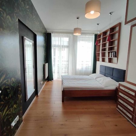 Apartament Przy Galerii Forum Gliwice Witkiewicza ภายนอก รูปภาพ